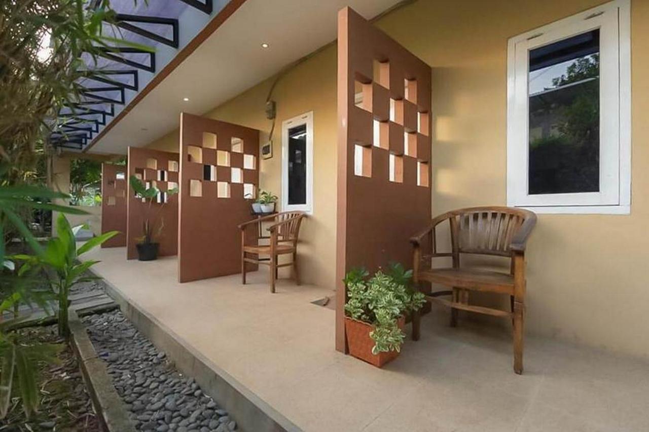 Reddoorz Near Rs Mitra Keluarga Depok Hotel Exterior photo